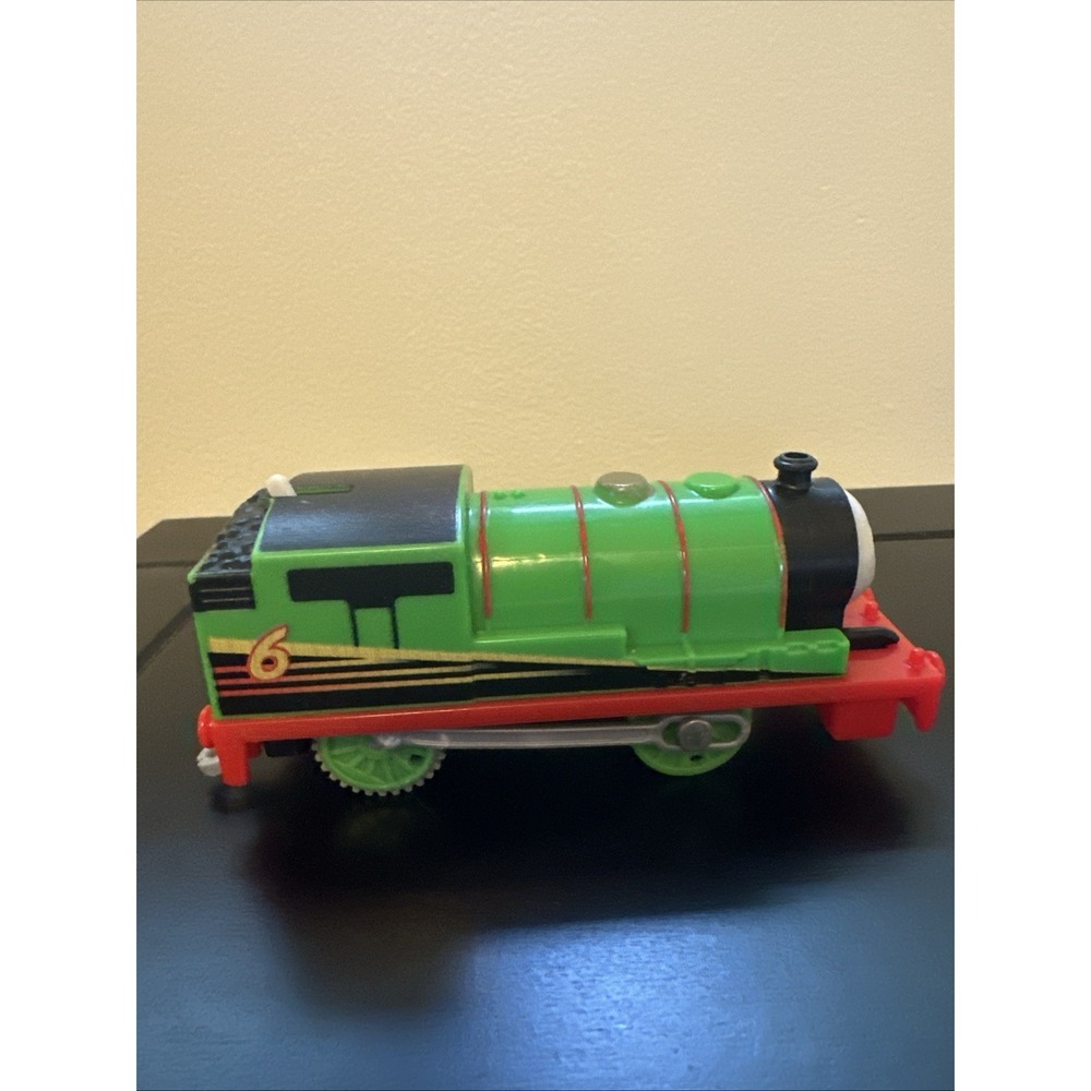 Vintage TOMY Thomas Train Trackmaster PERCY 1994 Green #6 Working Engine Only - Picture 2 of 8